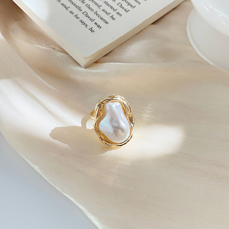 French retro pearl ring