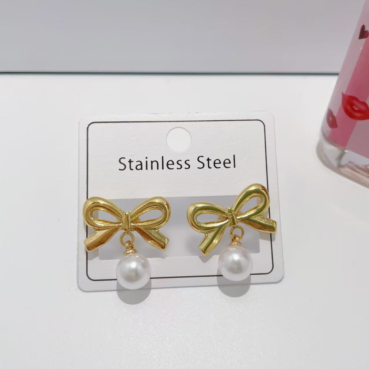 Golden Bow Pearl Earring