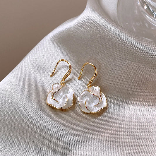 Women's Earring