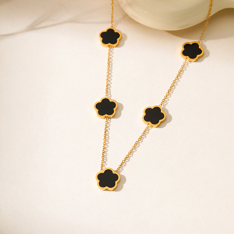 Five-Flower Necklace