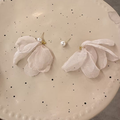 Chiffon flower earrings