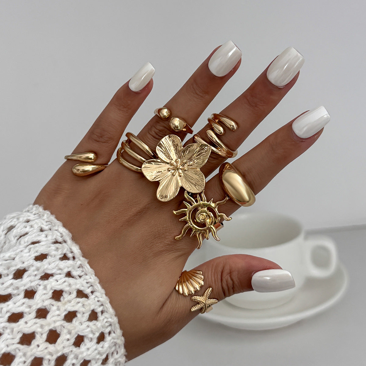 Maximalistic Finger Ring Sets (Golden) - 8pcs (Full set adjustable)