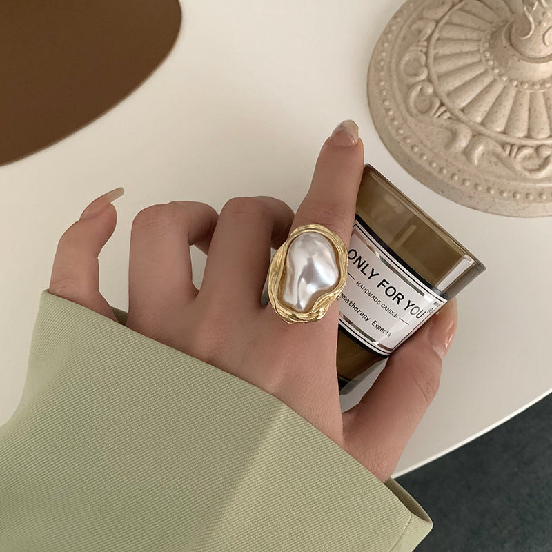 French retro pearl ring