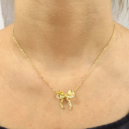 Bow Necklace